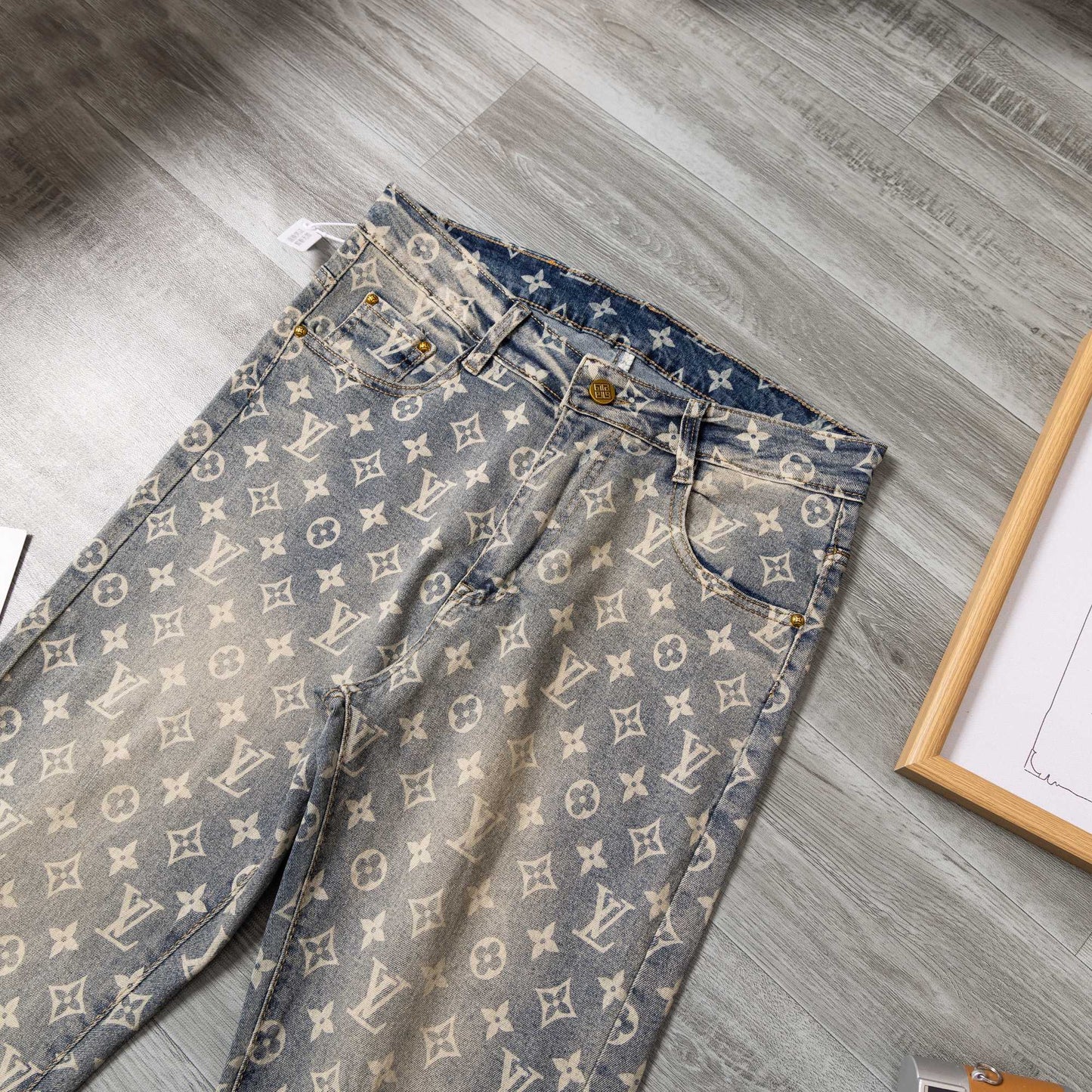 LV jeans 1825060604