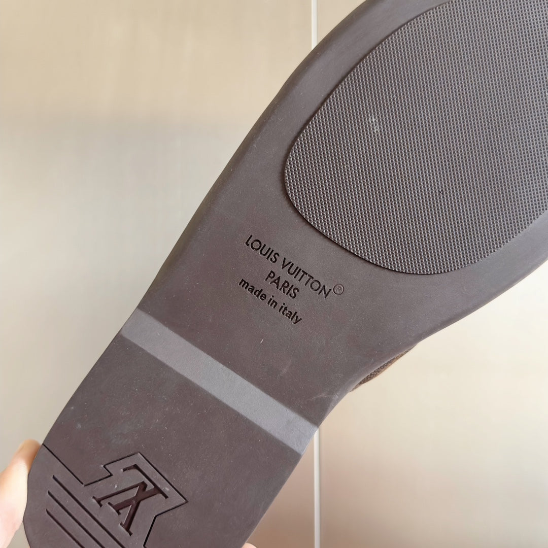 LV OASIS Slippers 1824100908