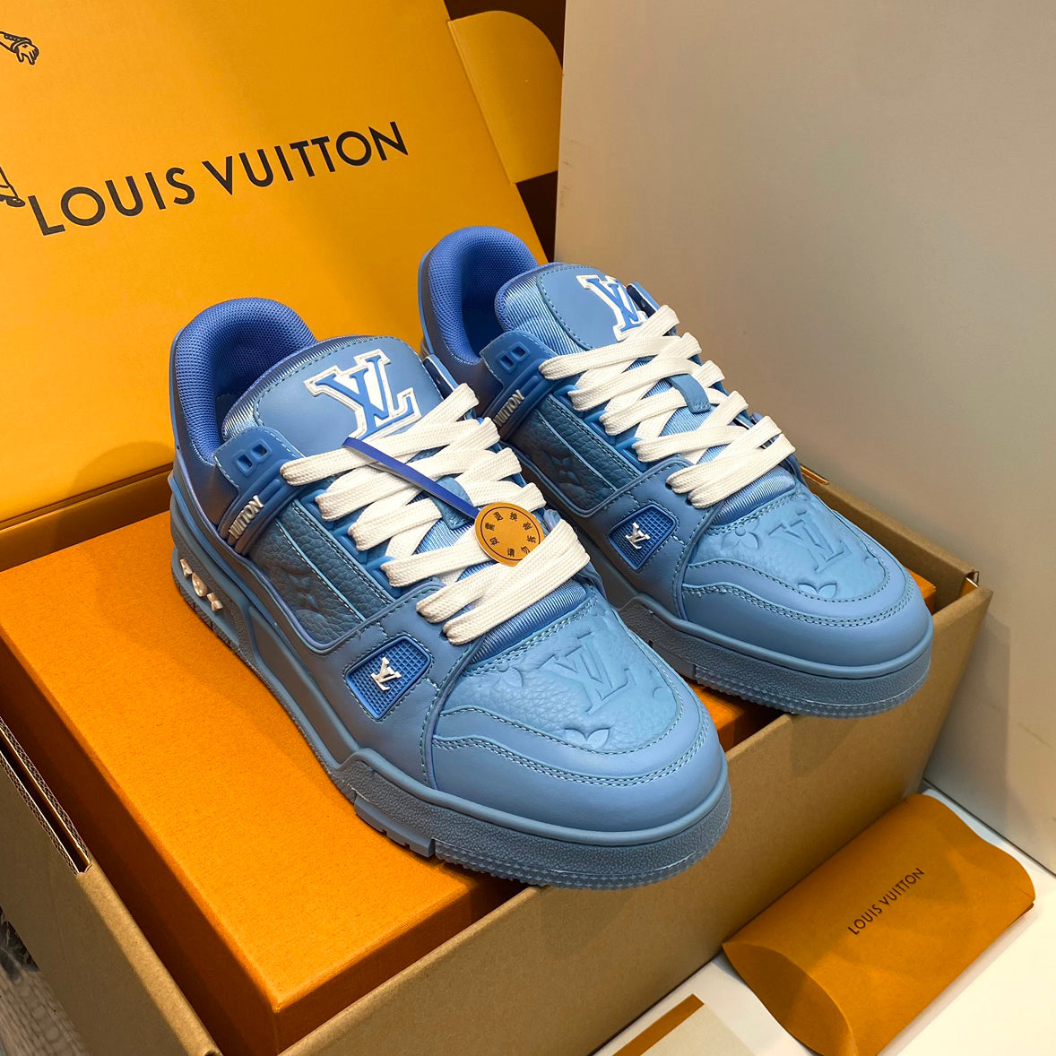 L Trainer Sneakers 1824090901