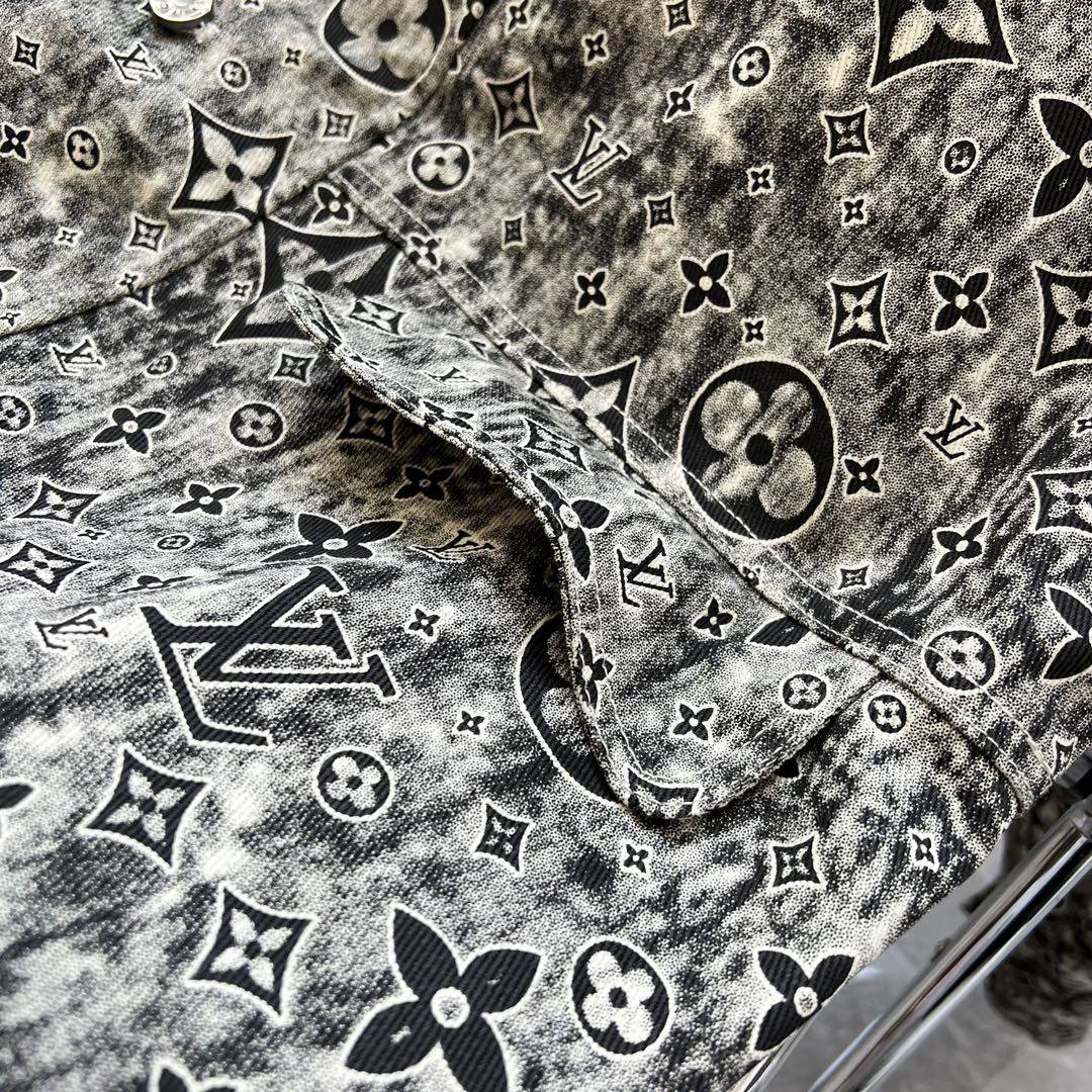 Dark pattern distressed old flower all over printed denim jacket XC0823110310