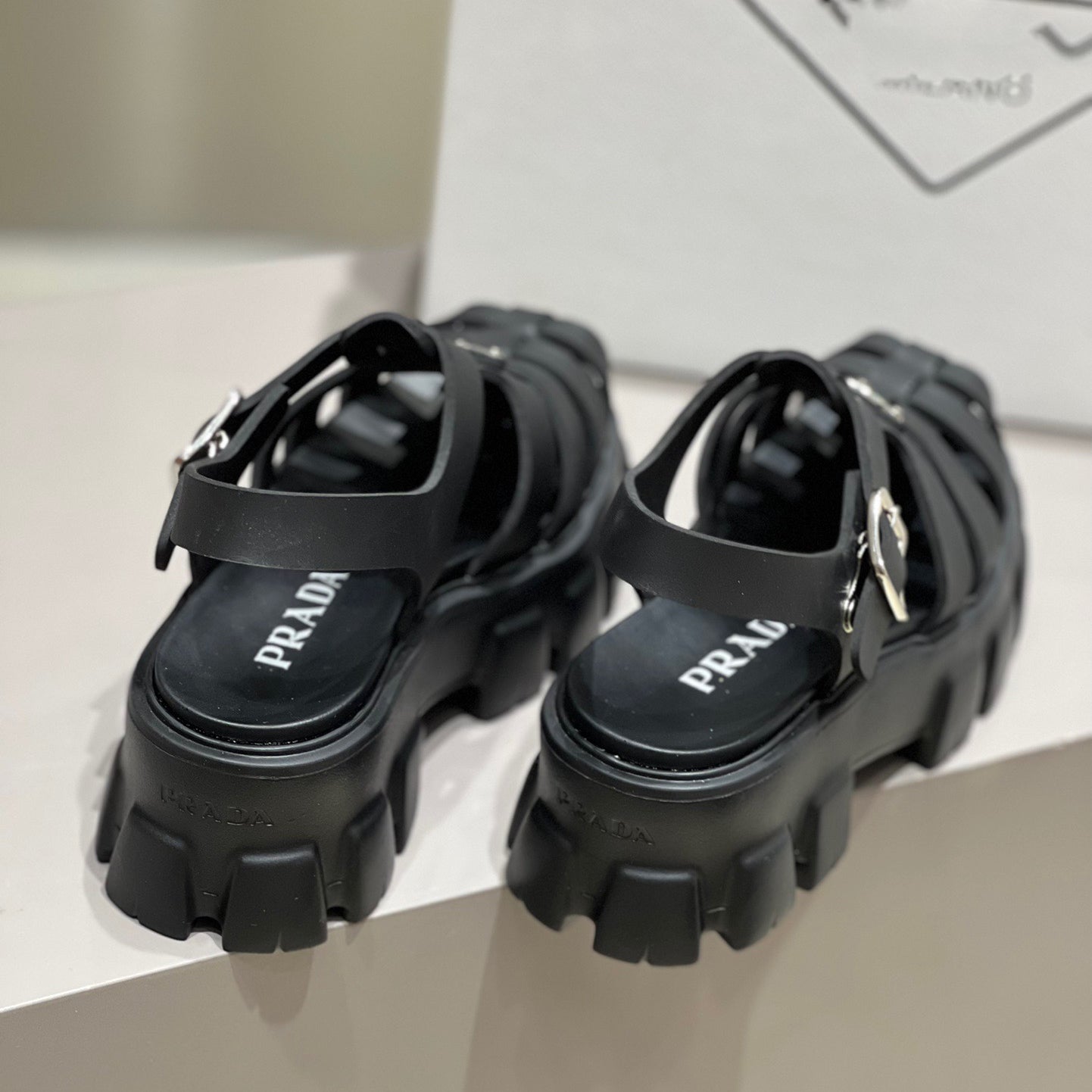 P luxury leather sandals XC0723081601