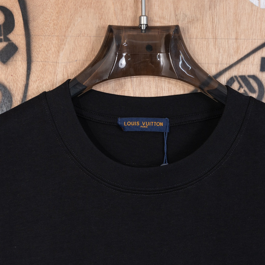 LV Front and back letter print T-shirt 1824103105