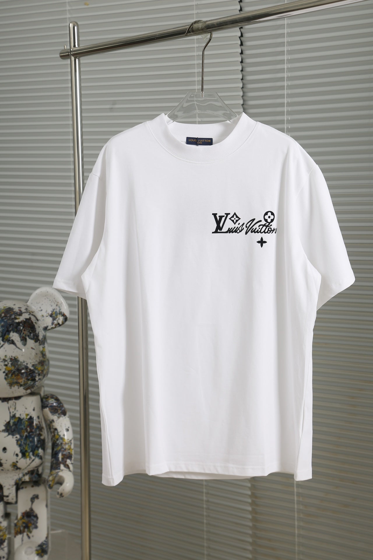 LV Unisex T-shirt 1825020609