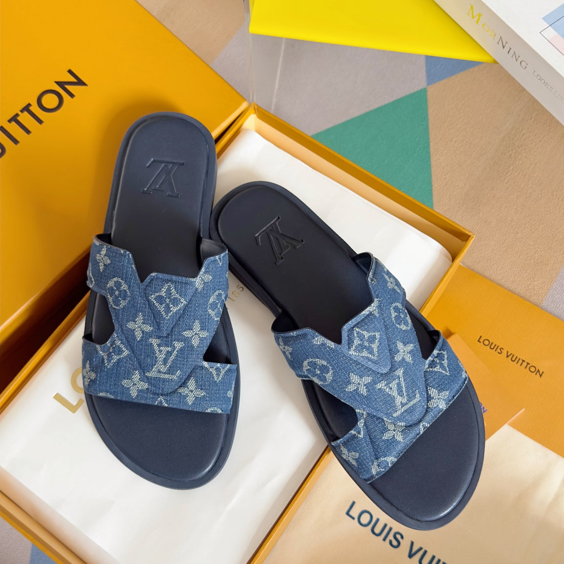 LV OASIS Slippers 1824100907