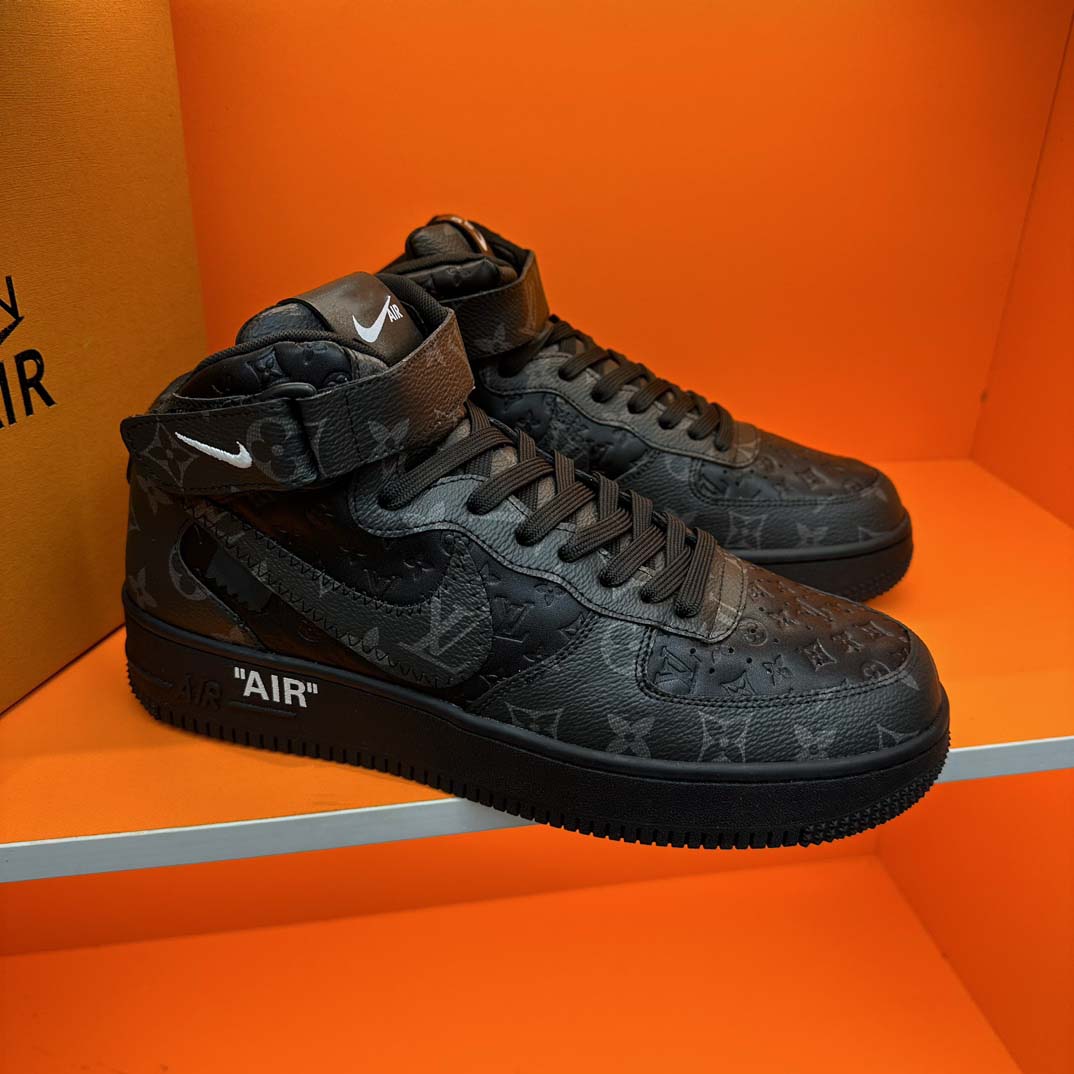 Super cool casual sneakers, hipsters must have! The foot effect is absolutely amazing!