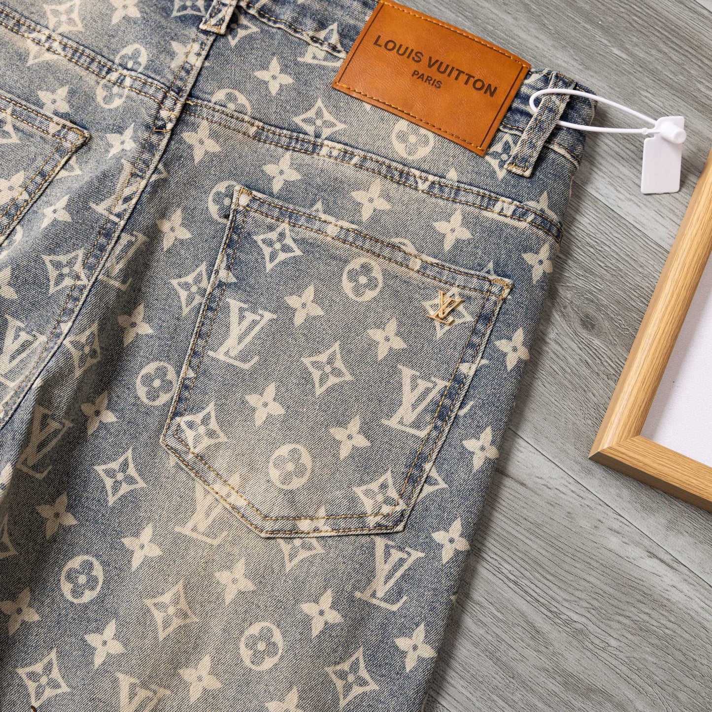 LV jeans 1825060604