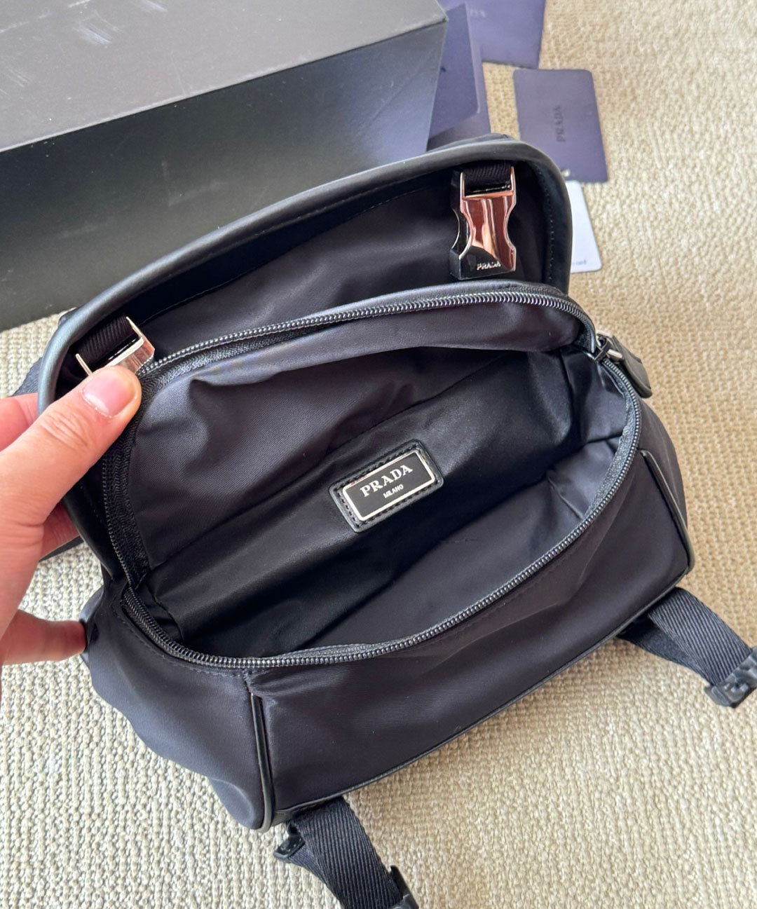 PR Nylon Messenger Bag 1825022008