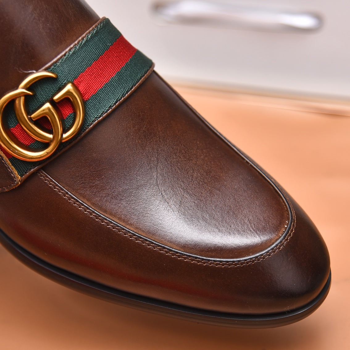 Gentleman Men's Shoes Leather Popular Classic Presbyterian Pattern Loafers G07