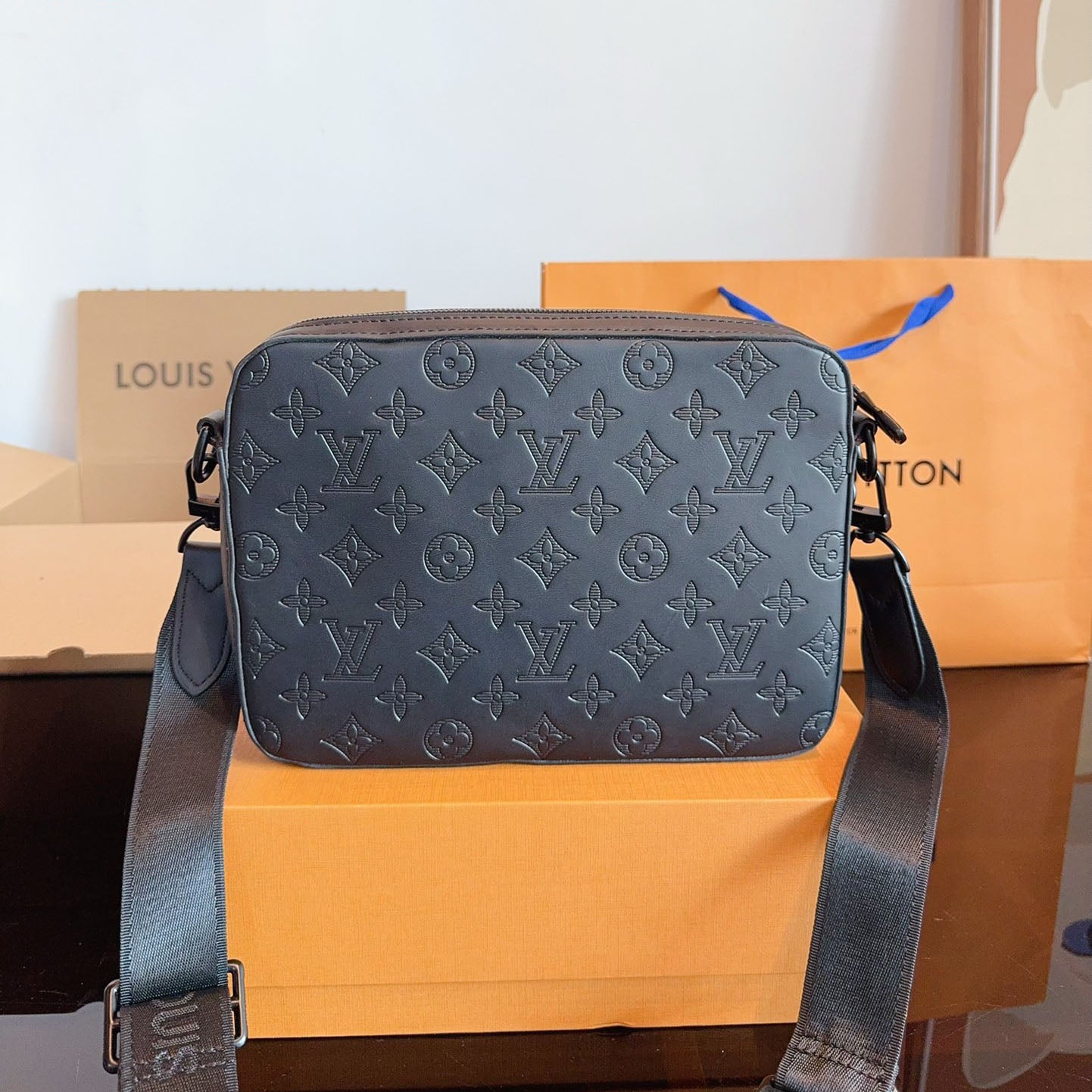 Classic hot-selling ¥ochette Trio men's bag 1824061103