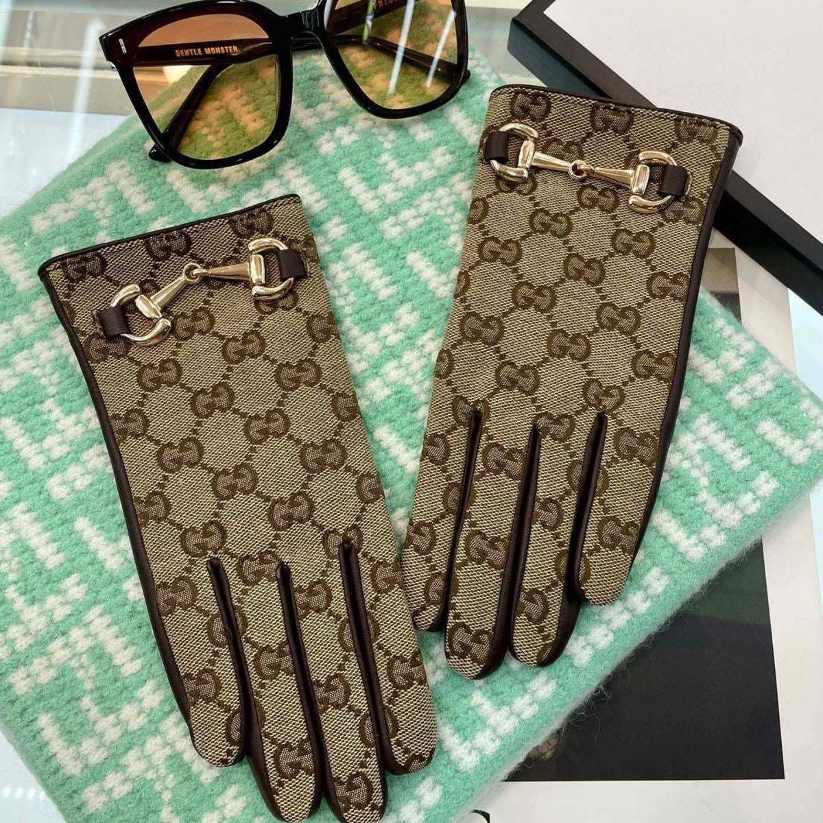 Fashion genuine leather warm gloves PD1023111711