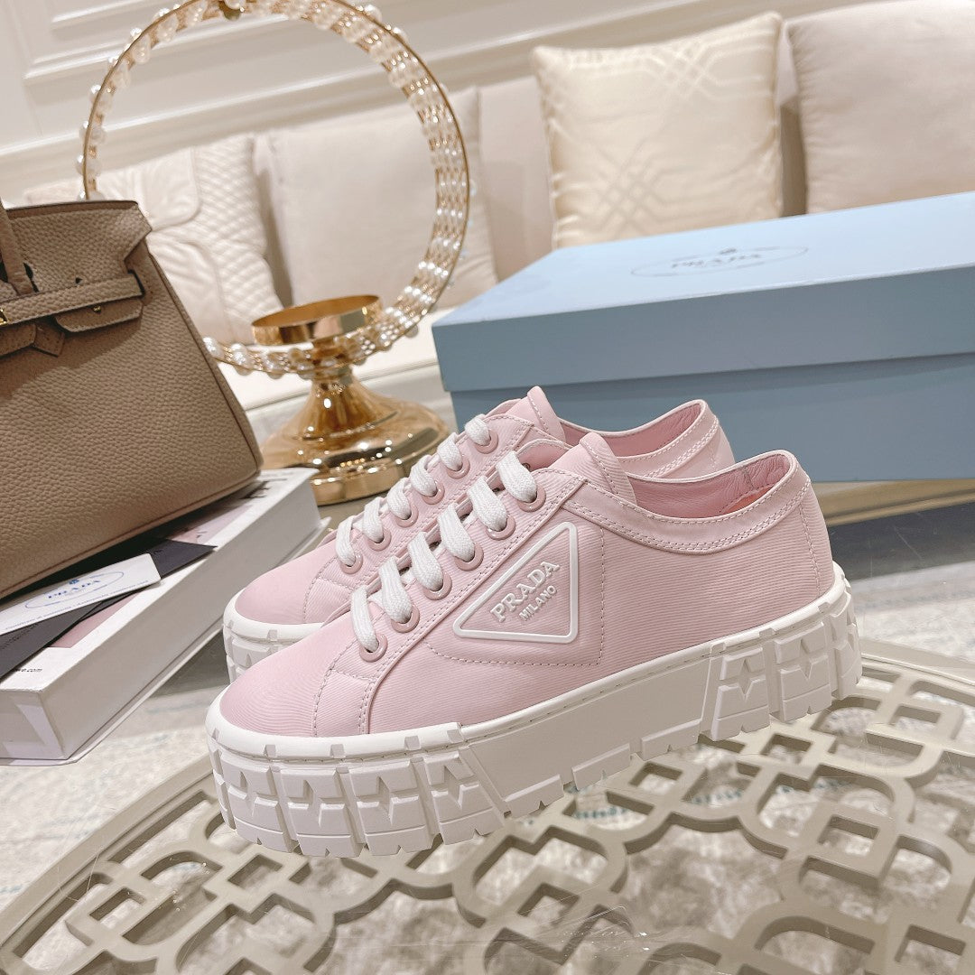 New fashionable and versatile thick-soled sneakers 1024013001