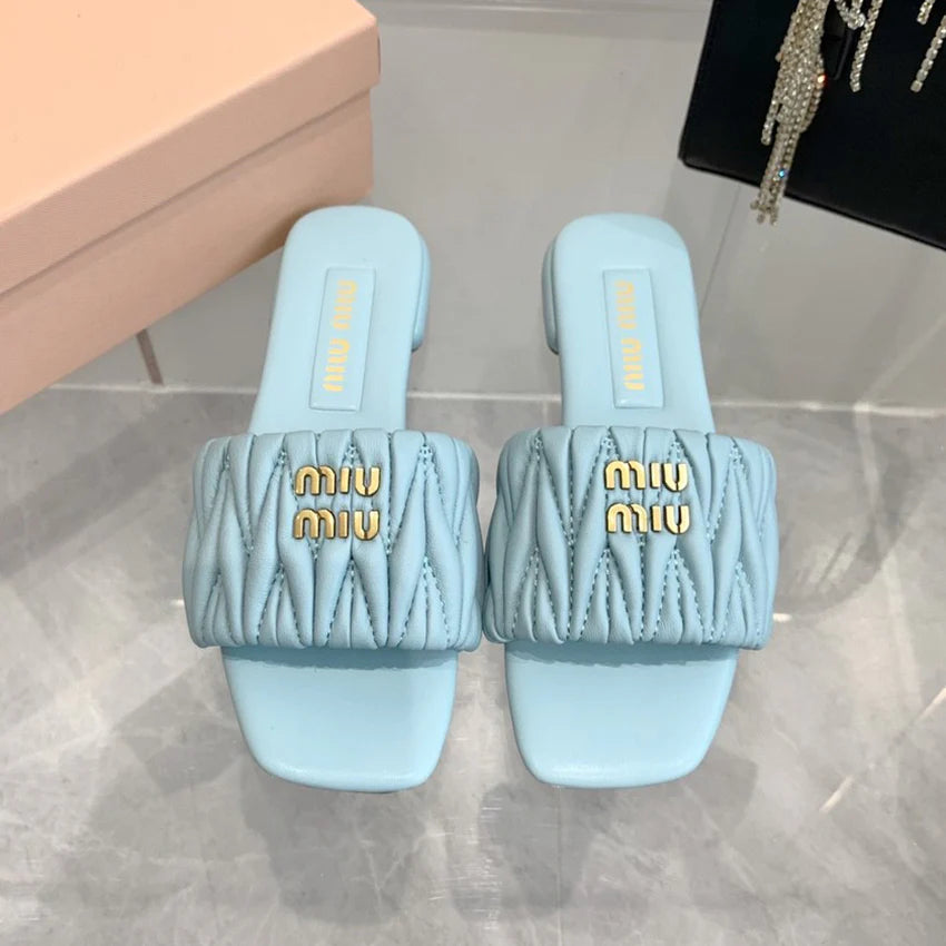 New flat bottom lambskin sandals and slippers 1024062607