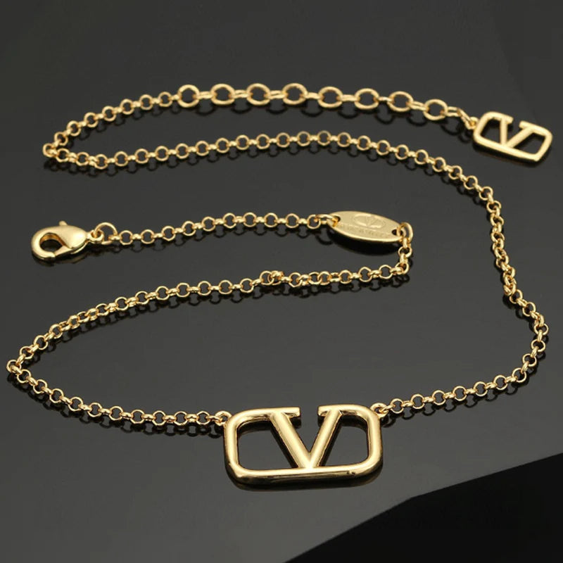 Fashionable gold necklace 10CG24092720