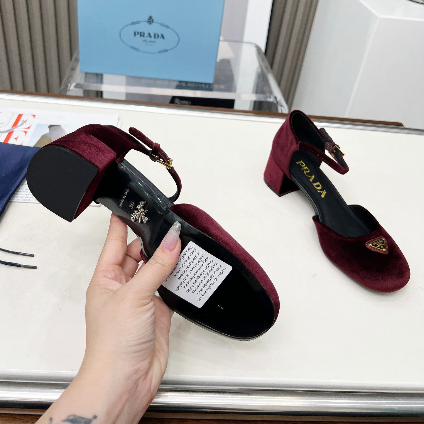 New Lambskin Fashionable and Versatile Women's Shoes Sandals 1024022316