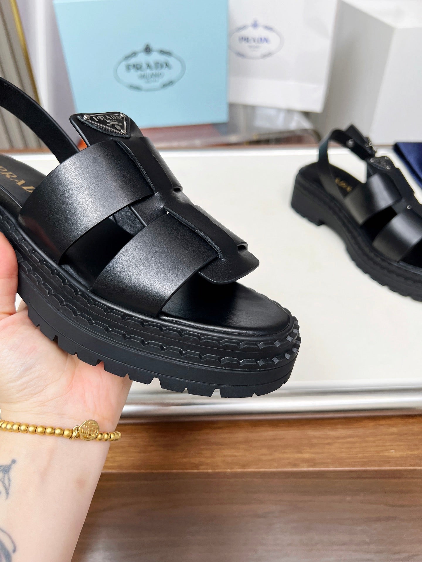 PR sandals 1825051904