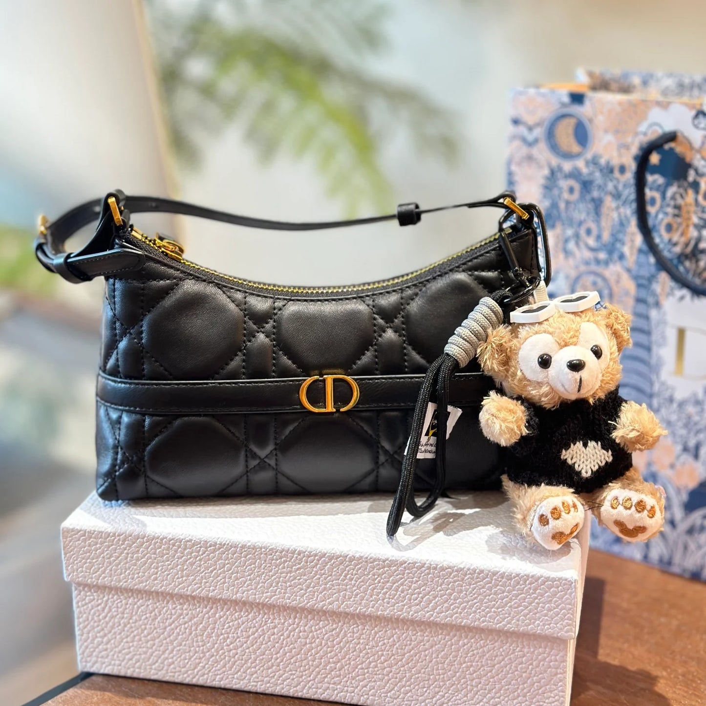New Fashion Versatile Shoulder Bag 1024101201