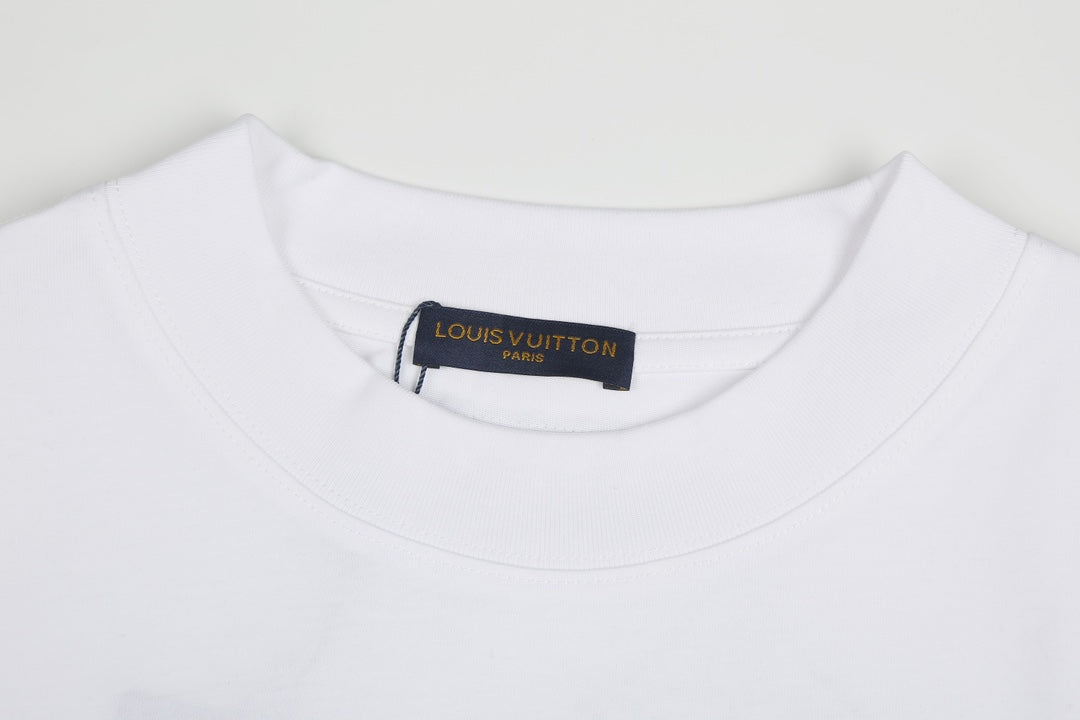 LV Unisex T-shirt 1825020609