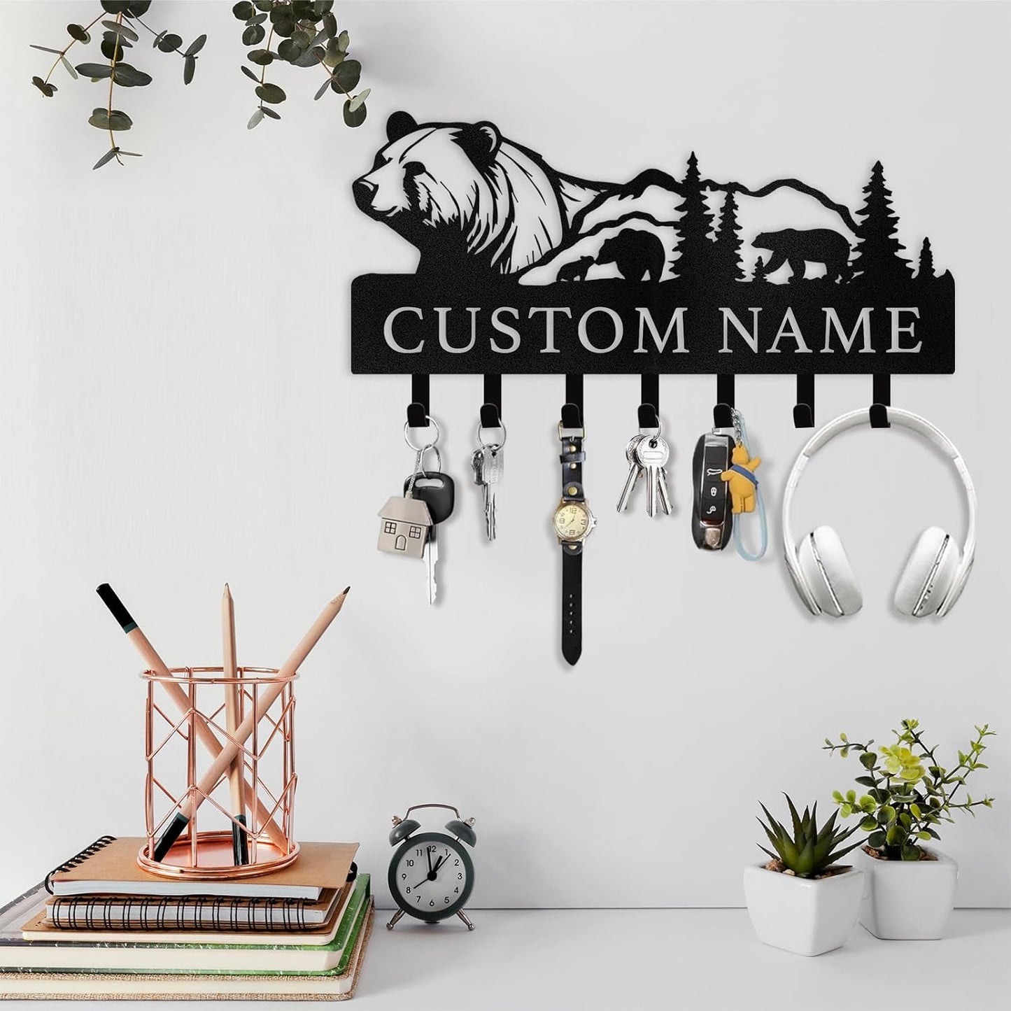 Personalized Polar Bear Key Holder on Wall, Custom Name Key Hanger