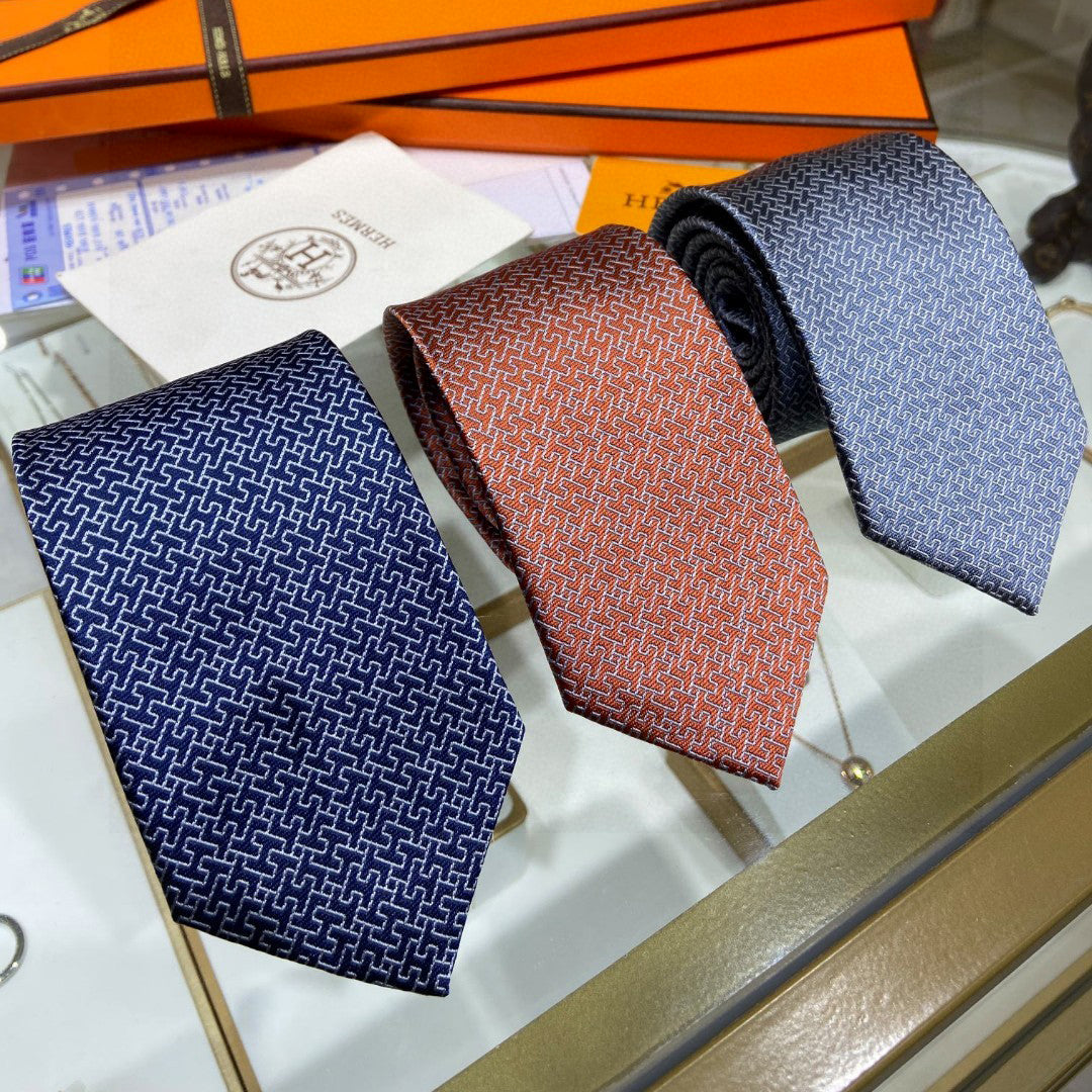 Twill silk hollow H letter tie 1824053005