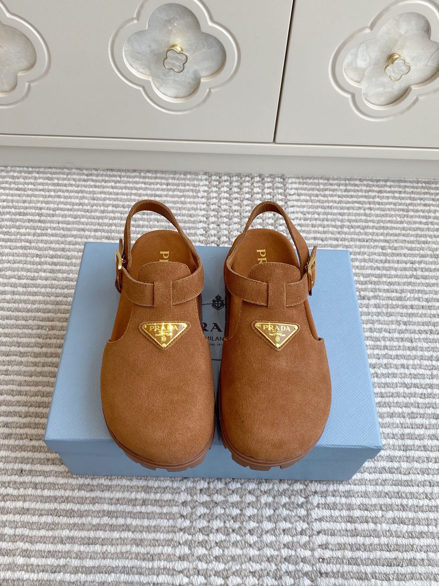 PR Birkenstocks 1825061818