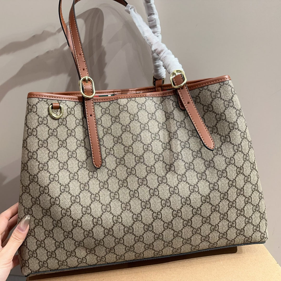 G Emblem Tote Bag 1824081210
