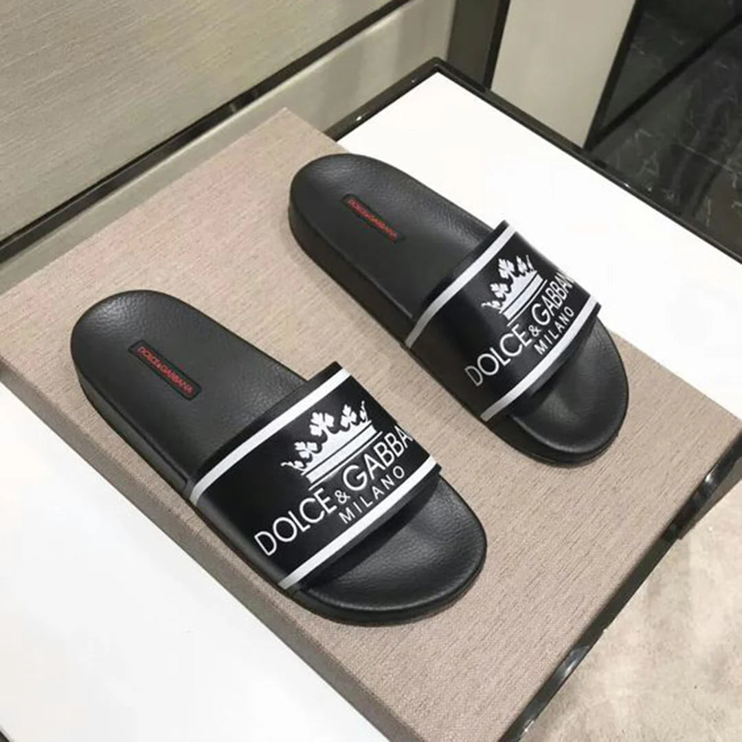 New fashion and casual men's sandals and slippers 1024042618