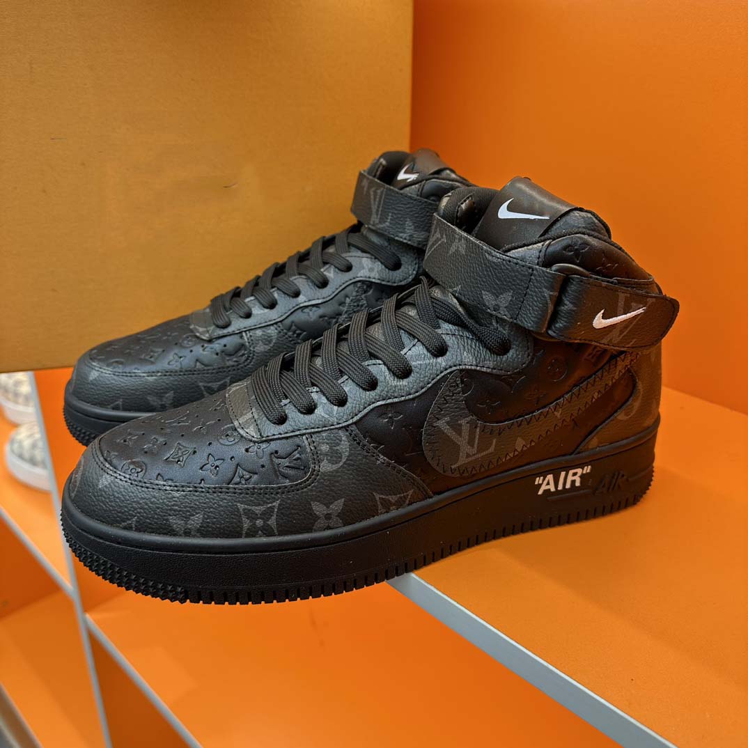 Super cool casual sneakers, hipsters must have! The foot effect is absolutely amazing!