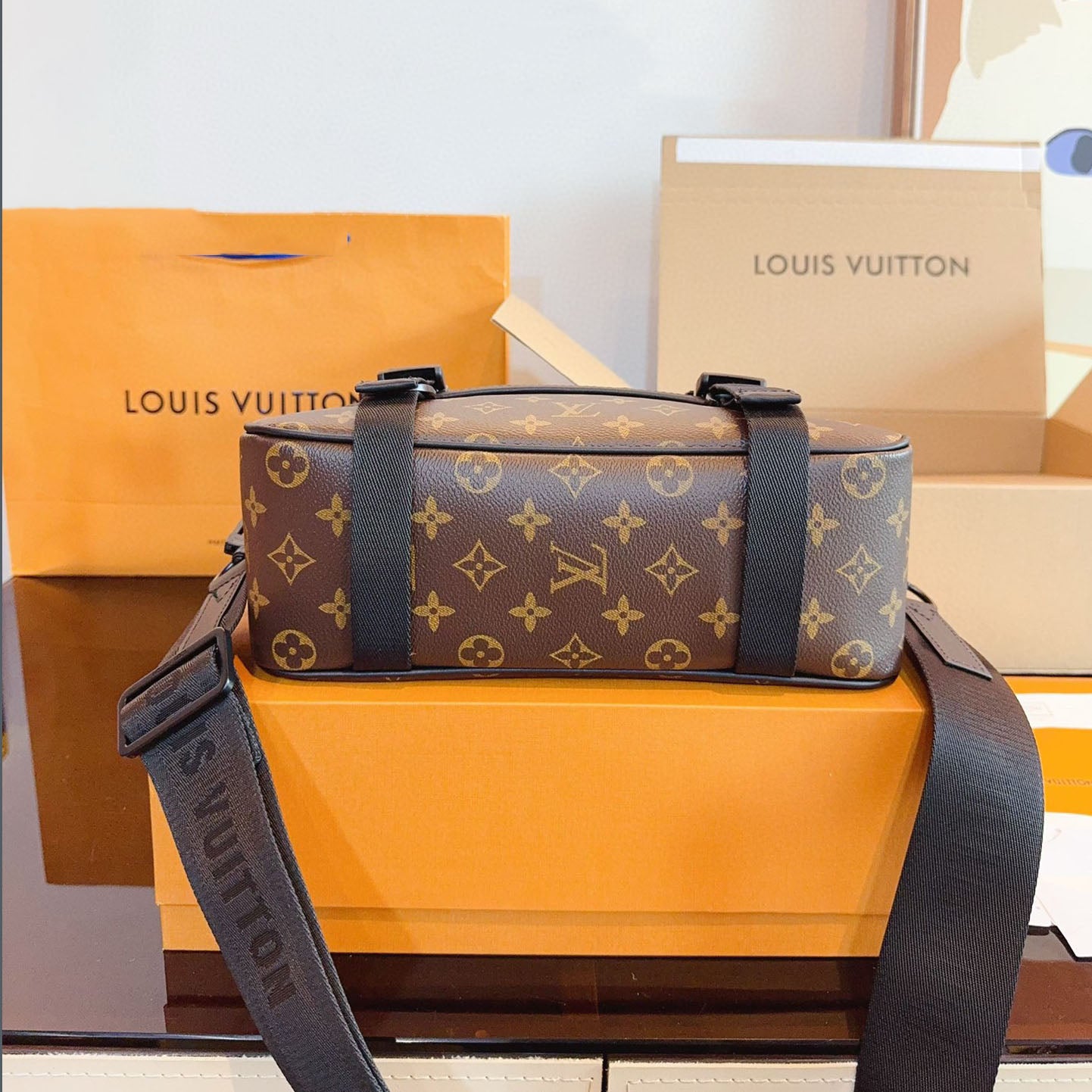 L Outdoor Series Shoulder Bag/Crossbody Bag XC24092712