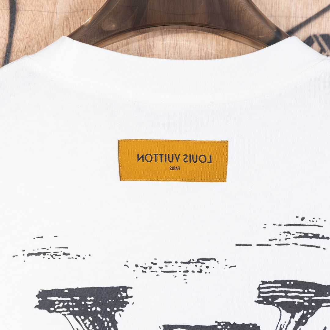 LV Front and back letter print T-shirt 1824103105
