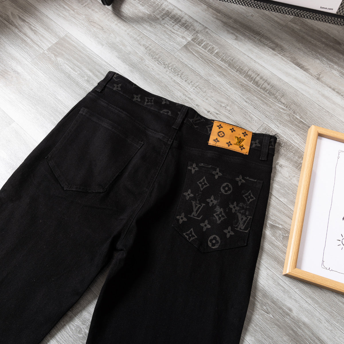 LV Washed stretch jeans 1825051402