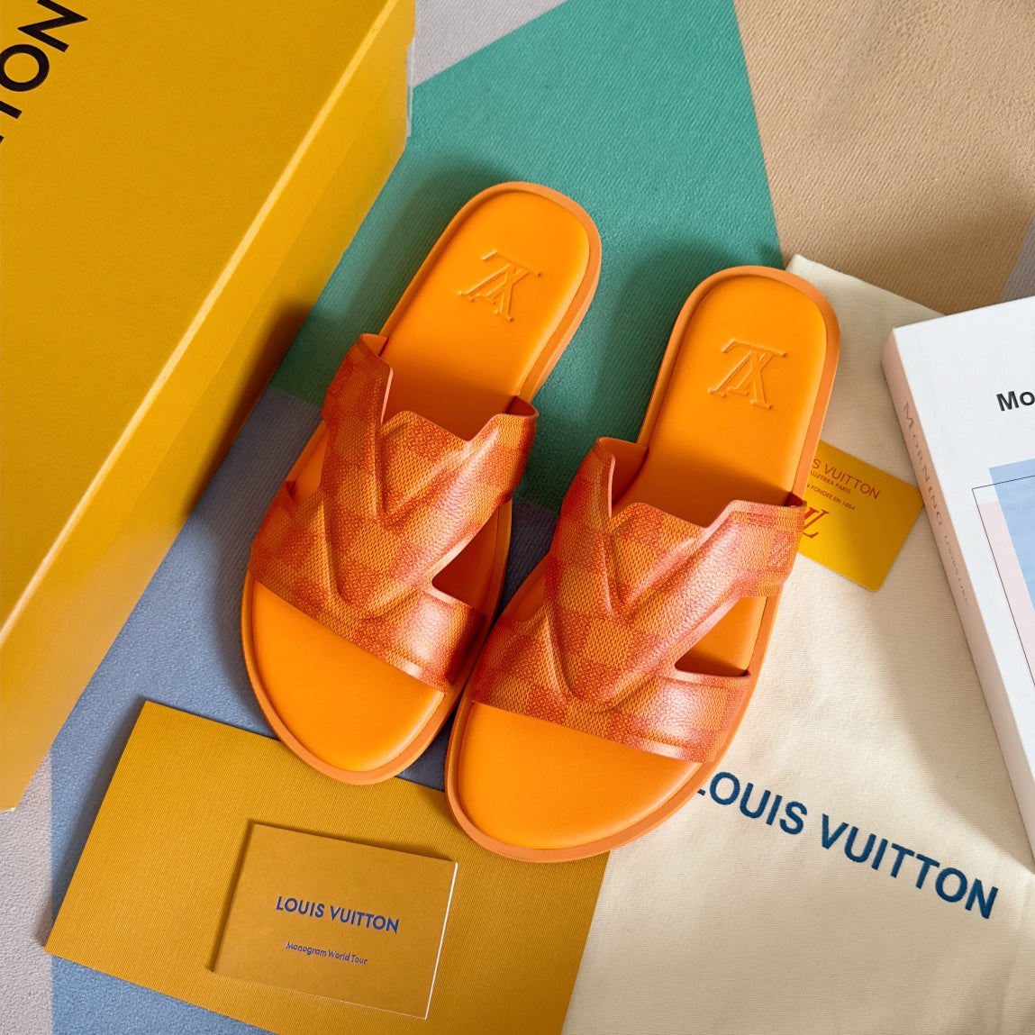 LV OASIS Slippers 1824100908