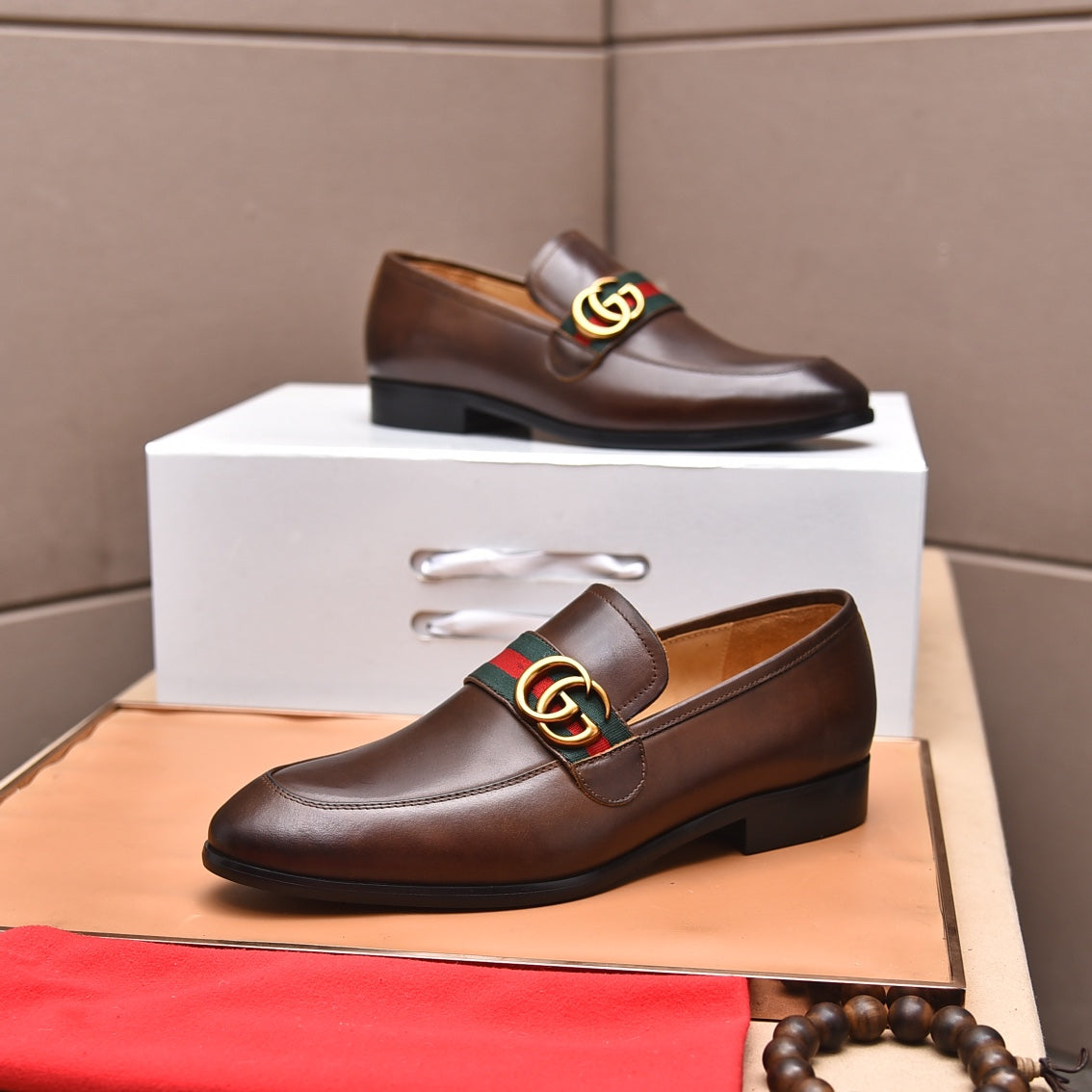 Gentleman Men's Shoes Leather Popular Classic Presbyterian Pattern Loafers G07