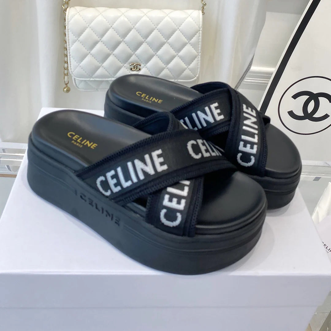 Fashion and versatile thick-soled sandals 1024041502