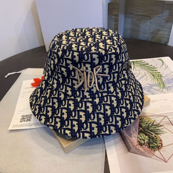 CD Embroidered logo hat 1825052601