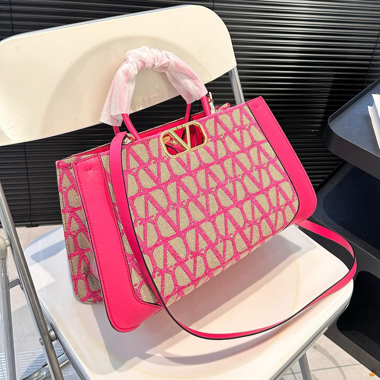 VT SS23 printed tote bag 1824081602