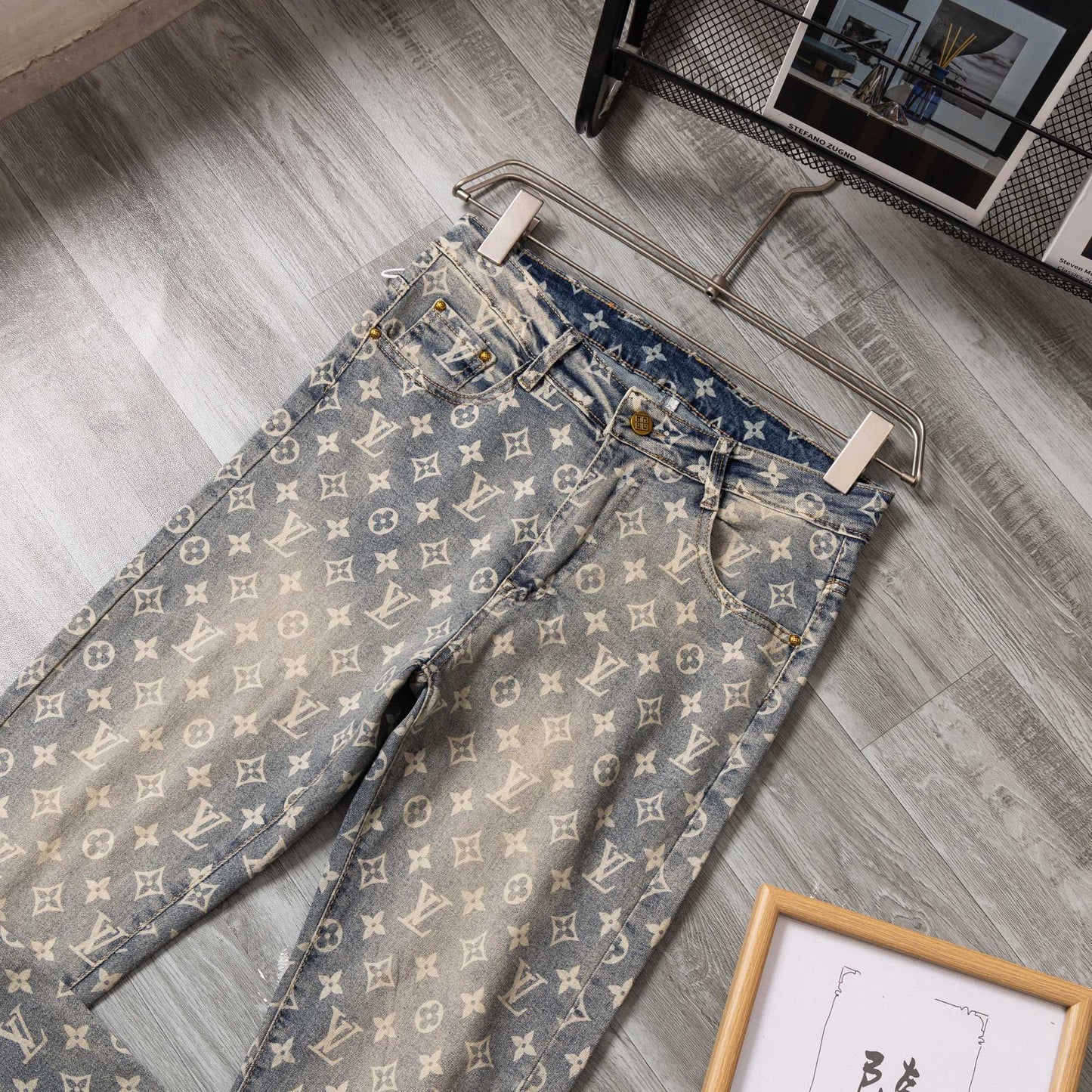 LV jeans 1825060604
