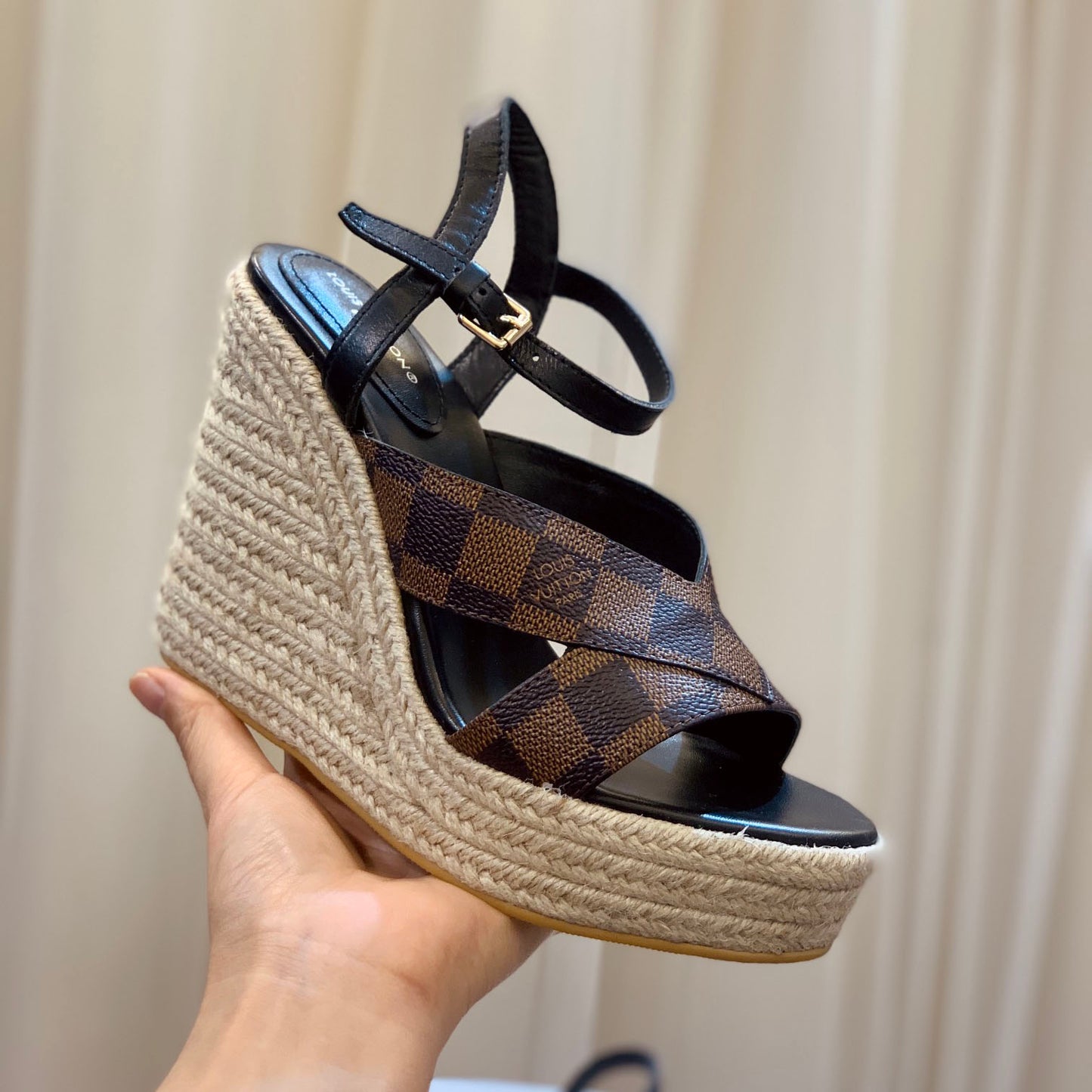 New comfortable T-shaped buckle women's sandals CYL10041034