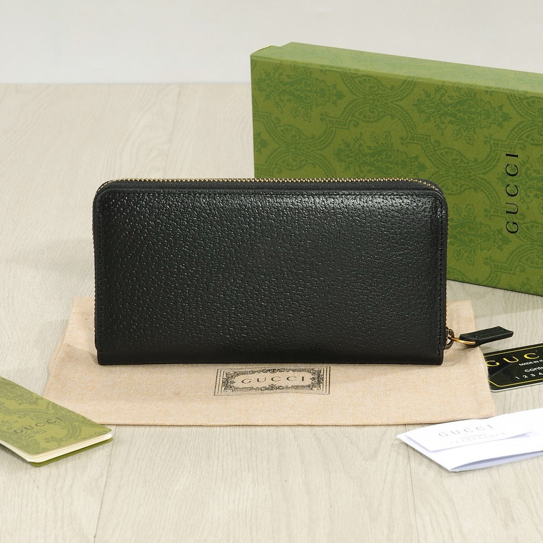 Fashionable Bag 25090402