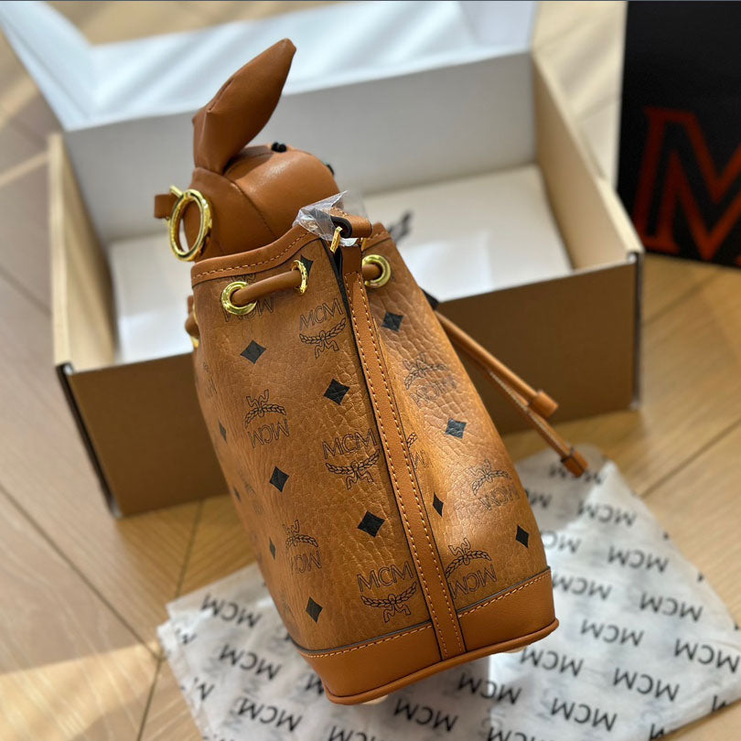 MCM new bucket bag (with rabbit accessories) XC24092433