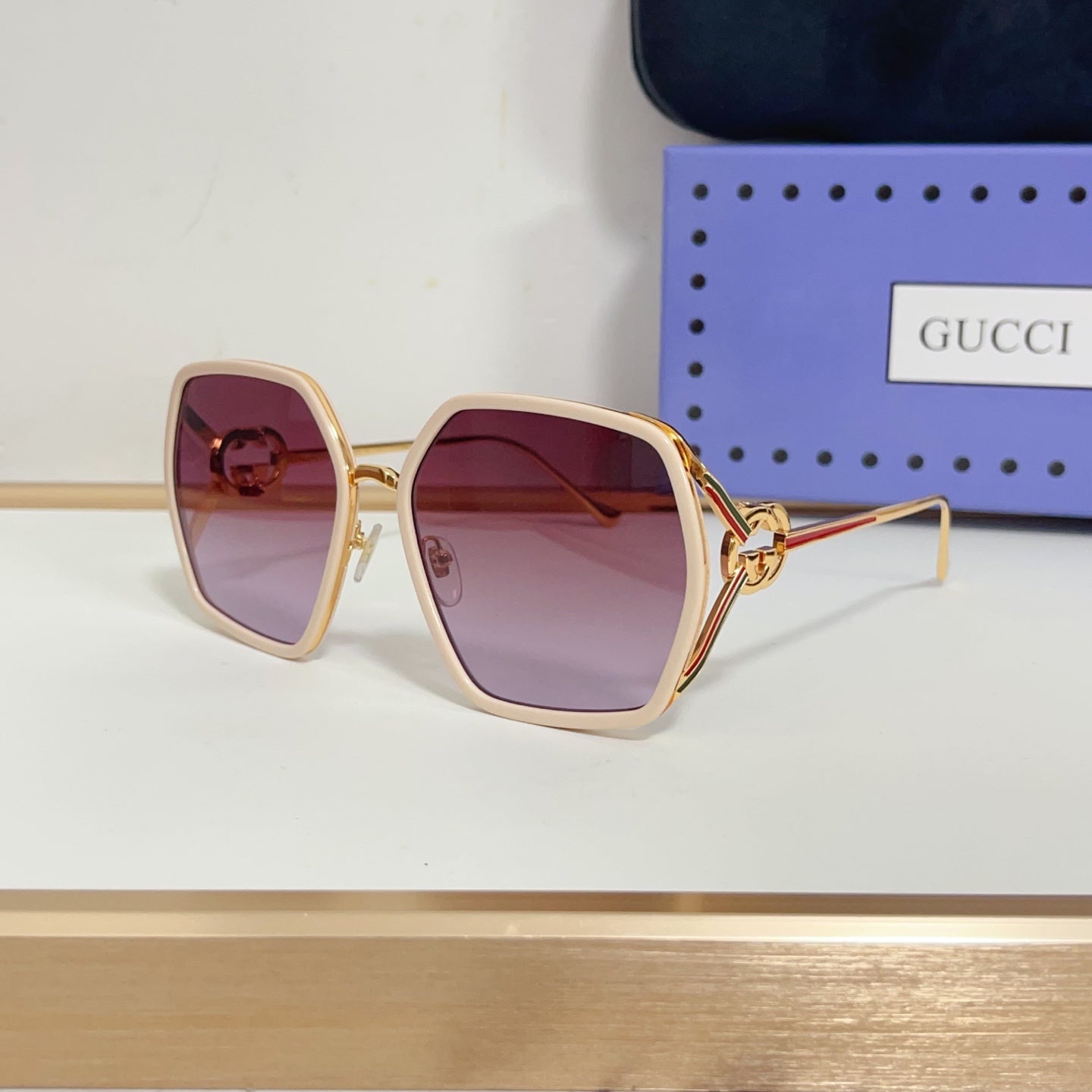 GG Sunglasses 1825042802