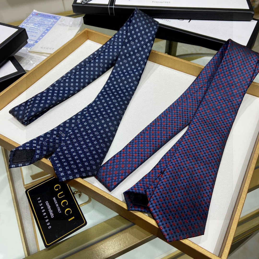 GG four-leaf clover tie 1824060503