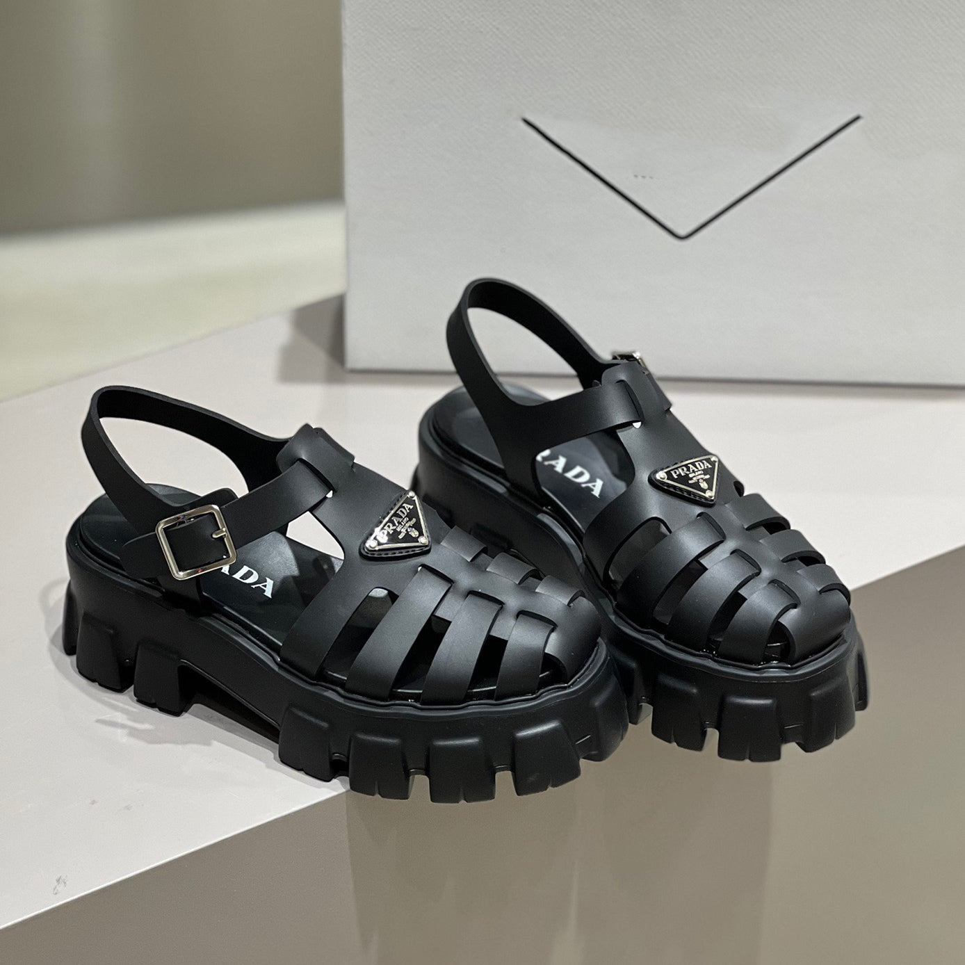 P luxury leather sandals XC0723081601