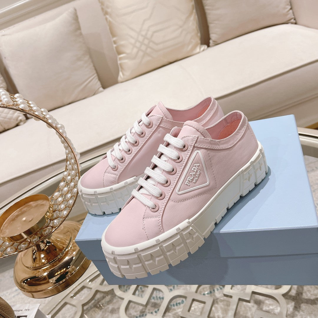 New fashionable and versatile thick-soled sneakers 1024013001