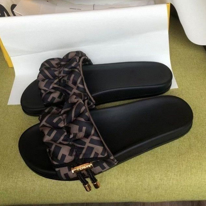 New fashion sandals PD1023072108