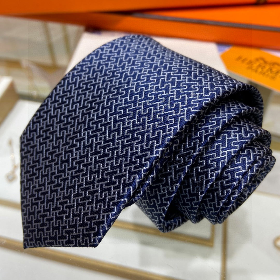 Twill silk hollow H letter tie 1824053005