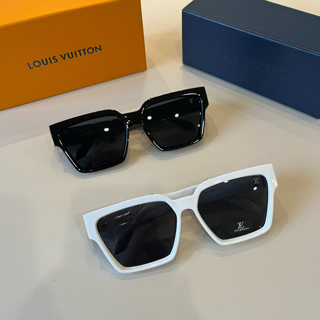 LV Square Full Frame Sunglasses 1825042501