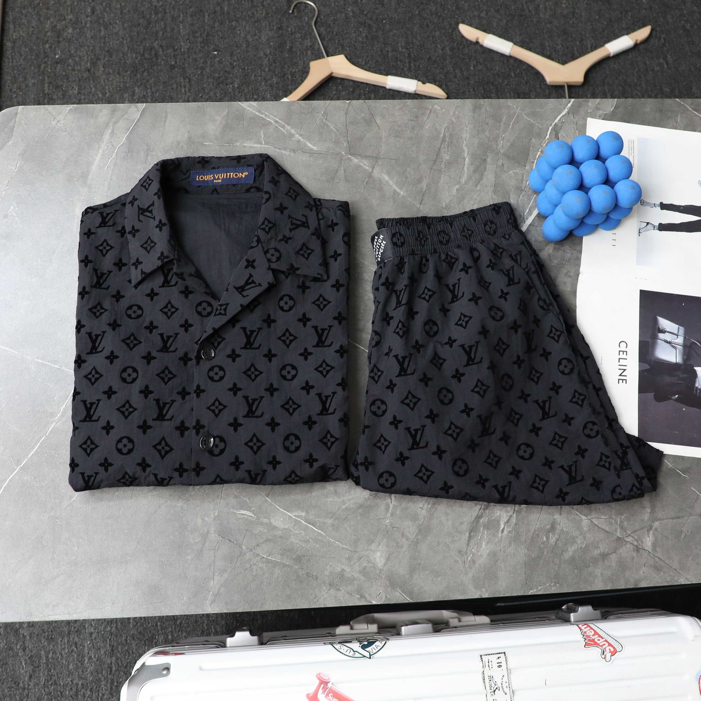 LV Jacquard Logo Casual T-shirt, Elastic Shorts 1825061817