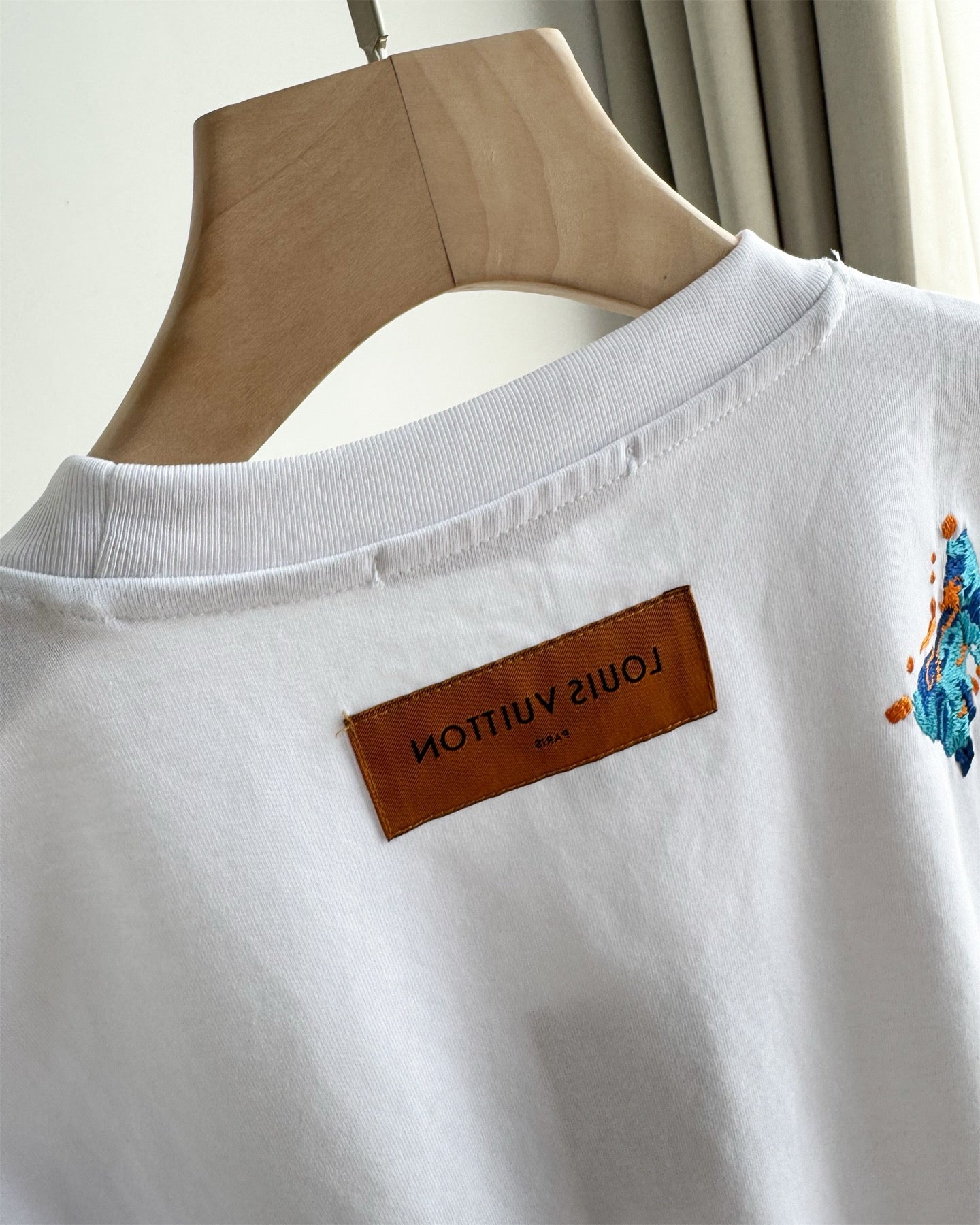LV Unisex butterfly embroidered T-shirt 1825052210