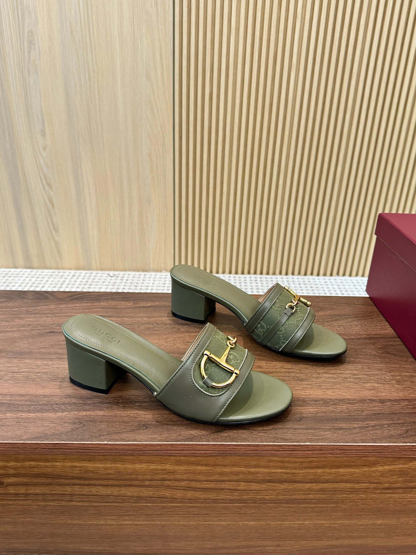 GG slide sandal with Horsebit 1825062311