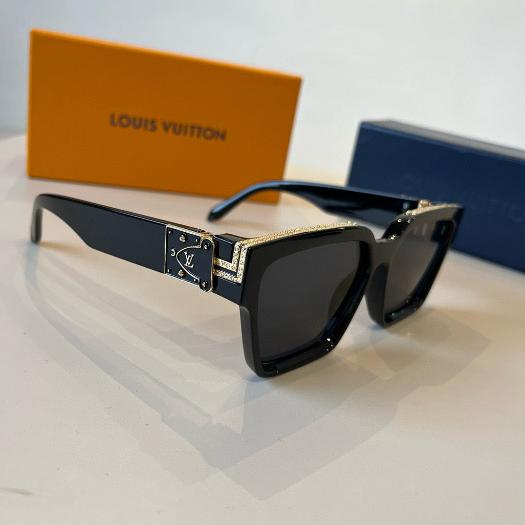 LV Square Full Frame Sunglasses 1825042501
